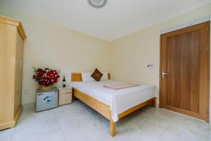 huyền vũ hotel cát bà