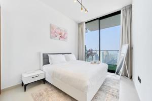 Cozy 1BR Retreat in Binghatti Amber JVC