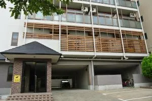 バックパッカーズホテル　ヌーサジャパン in タカツキトンダ (Backpackers Hotel NOOSA JAPAN in Takatsuki Tonda)