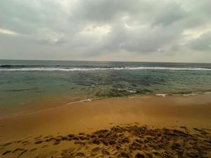 Priyanthas Place