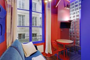 Cozy Colourful studio for 2 - Heart of Le Marais