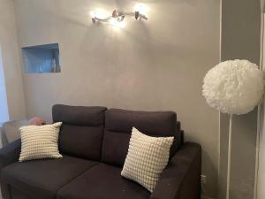 À limproviste est une maison individuelle