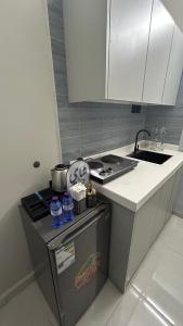 استديو بتصميم هادئ ودخول ذاتي