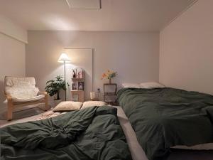 Spacious 2BR Entire Home for 6 Guests, Easy Public Transport ,Kitchen