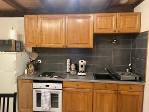 À limproviste est une maison individuelle