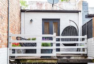 Surry Cottage - Stay In The Heart Of The City 2 Bedrooms 1 Bathroom