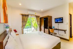 Baan Yuyen Karon Guesthouse