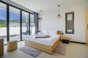 Camellia Pool VillaNear Nai Harn And Rawai Beach