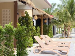 Pinky Bungalows Resort & Villa