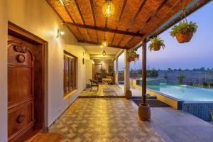 Blue Mirage Villa by StayJadePvt PoolHuge Lawn