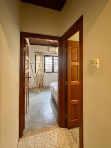 Chic Designer Family Suite Shared Bungalow LRT SS1 PJ