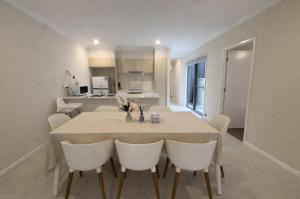 The Soft Stay - Brand New Family Home in Ripley