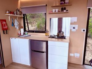 Wattle Grove Hideaway by Tiny Away