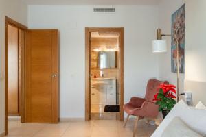 Valencia Beach Vibe - Oceanfront escape