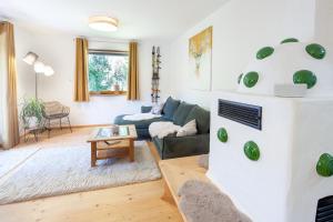 Bergkristall Ruhe und Aussicht auf 1100m