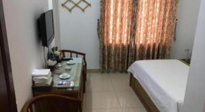 khach san phuong dong