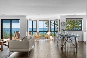 Seaside Escape - direct Collingwood Beach access