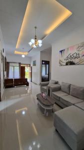 Comfortable sharia homestay, prime downtown location