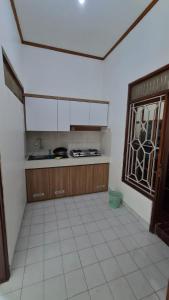 Comfortable sharia homestay, prime downtown location