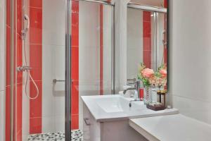 Charming apartment in the heart of the Marais