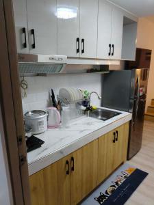 M Place South Triangle