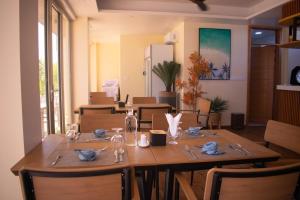 Athiri Residence Goidhoo - Island beach holiday