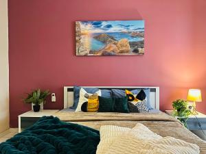 Sunrise Bay Apartments - Frontline Sea Views