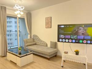 Whole 1BR apartment, Krisvue D2