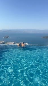 Boğaziçi is centrally located