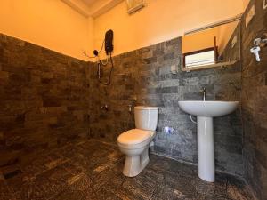 Green Mount Eye Ella