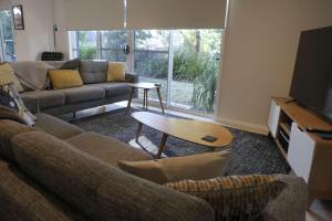 Acacia on Orion Beach - pet-friendly coastal home