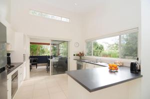 Acacia on Orion Beach - pet-friendly coastal home