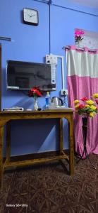 Furnished 2bhk roomin the heart of city