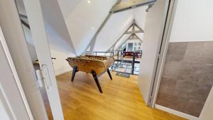 Concorde Aérogare 25pers jacuzzi, baby airhockey