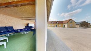 Concorde Aérogare 25pers jacuzzi, baby airhockey