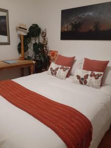 Cosy Stay - Homestay with Linda & Garfield