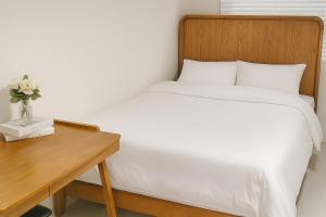 Private Apartment Changdeok Anguk Station 3R2B 4Q 8pax Duplex Netflix