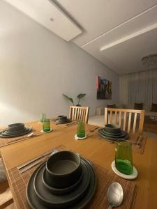 Modern En-Suite 2BR Near Casa Voyageur Parking & Wi-Fi
