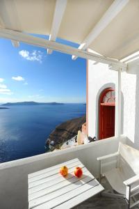 Kavalari Hotel Santorini Greece