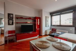 GuestHost - Elegant APT in the Heart of Genoa