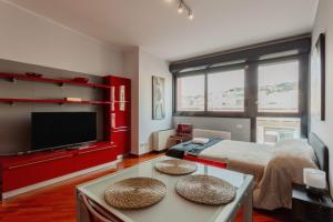 GuestHost - Elegant APT in the Heart of Genoa
