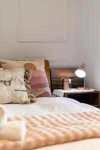 Modern City-Center Studio in Historic Venice House