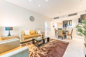 Prime Waterfront Living, Just Moments from Marine Transport, Bus Stops, and Dubai Water Canal, Waters Edge, Business Bay by Deluxe Holiday Homes