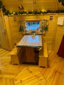 Santa Kota, Christmas cottage