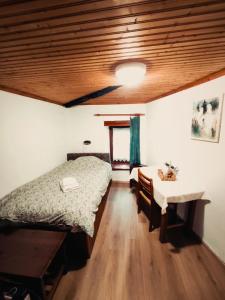 COZY VILLAGE HOUSE ΑΓΙΟΣ ΛΑΥΡΕΝΤΙΟΣ ΠΗΛΙΟΥ