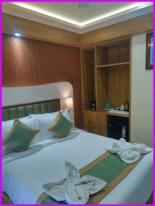 Hotel Coravya 7 Sea Premium Suites- Rooftop Sea View- Parking & Restaurant Facilities - Fully Air Conditioning room- A Top Rated Hotel