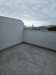 Studio Dez02 Good Trip