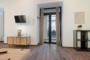 Panther Home Aladro II