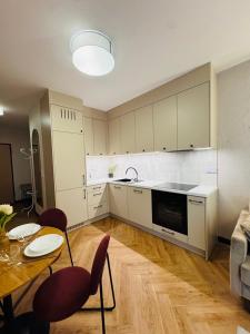 AparatmentySnu, Dębowa I