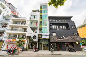 Chill Hill Staycation